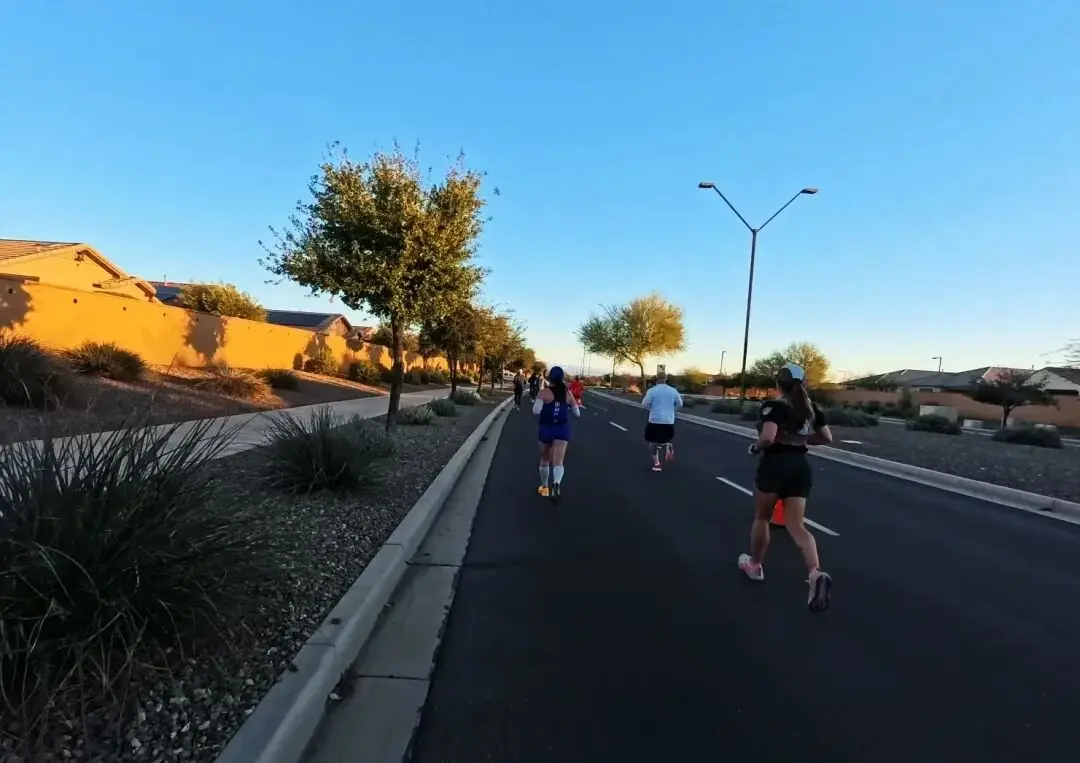 Runners gathering in the cold morning