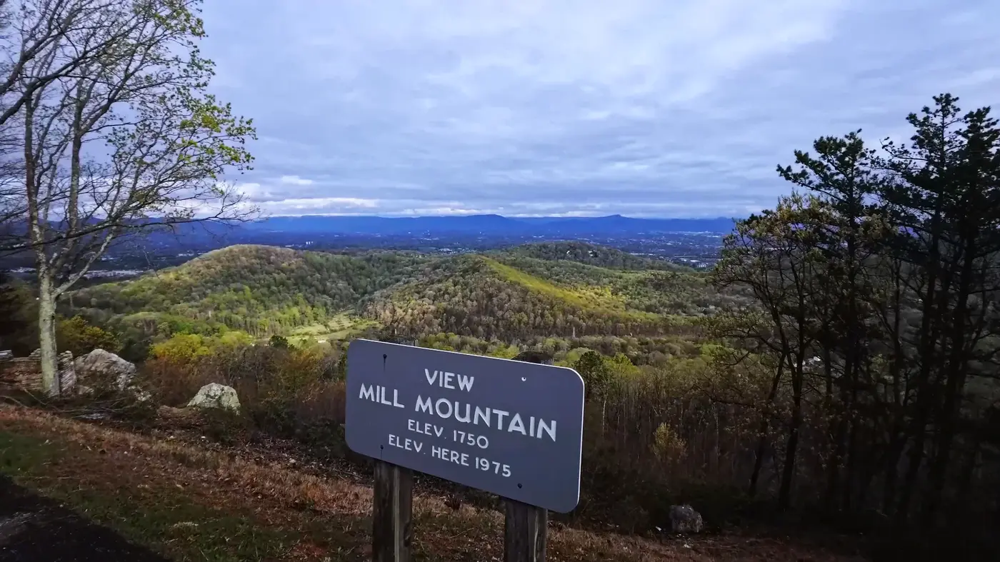 Mill Mountain overlook sign