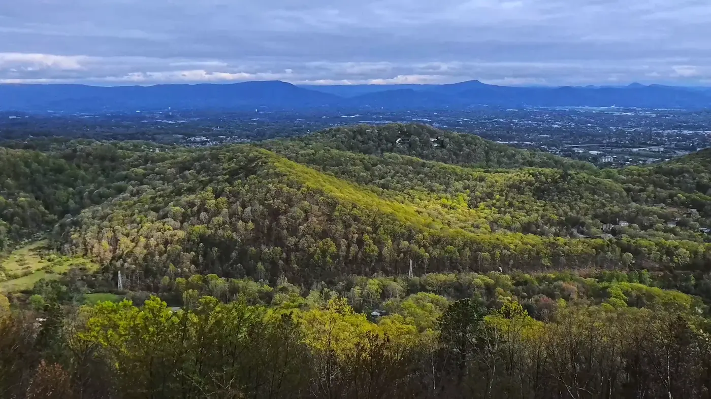 Green ridges rolling away from Roanoke