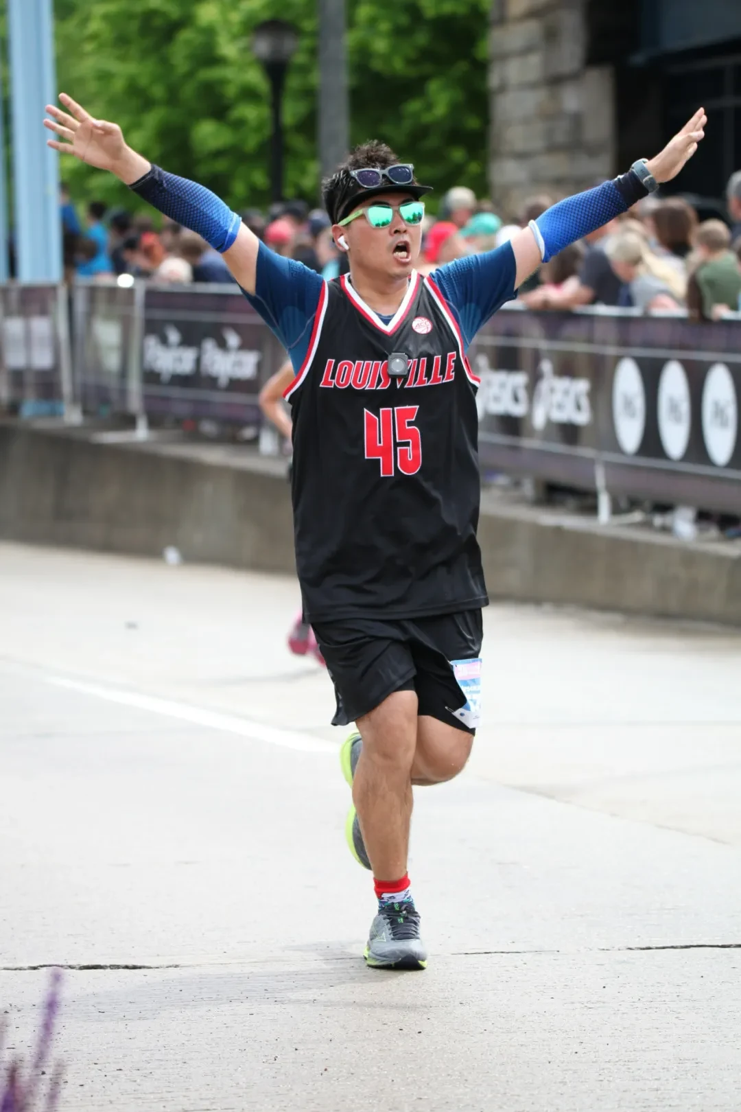 Cincinnati marathon photo 001
