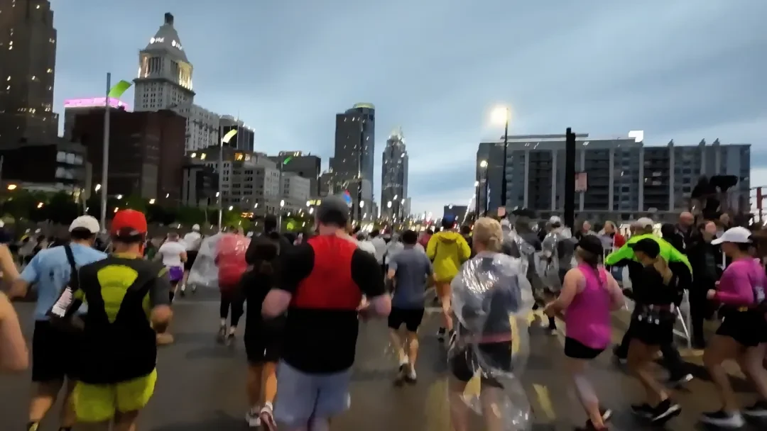 Cincinnati marathon photo 018