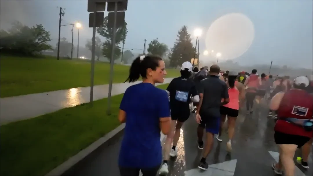 Cincinnati marathon photo 025