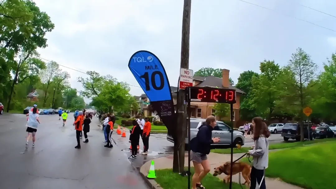 Cincinnati marathon photo 047