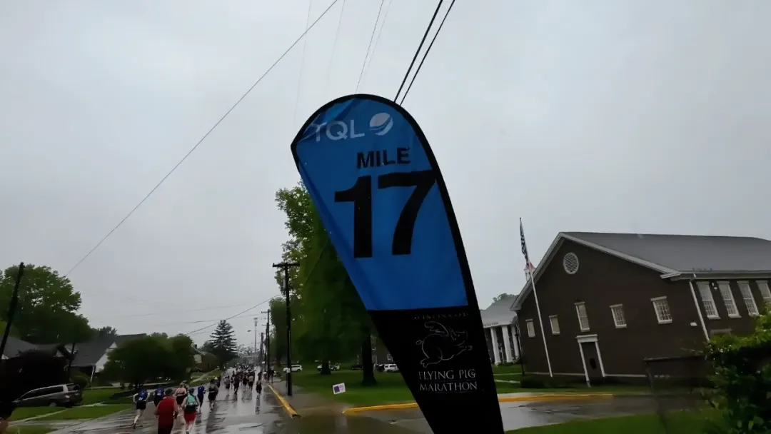 Cincinnati marathon photo 053