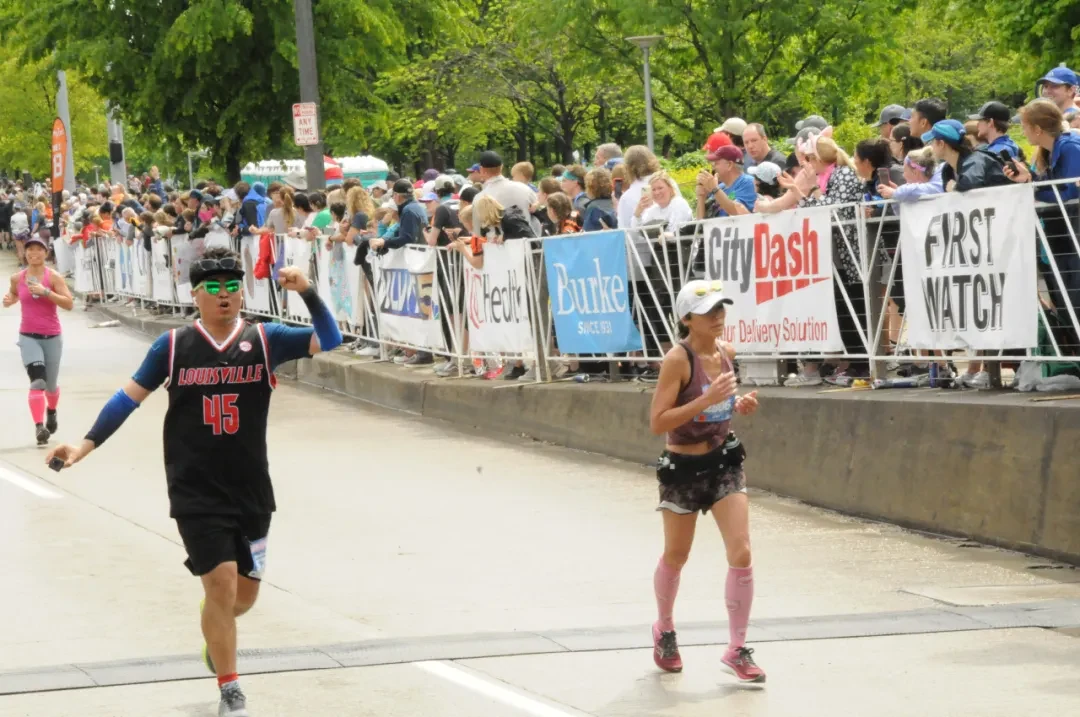Cincinnati marathon photo 072