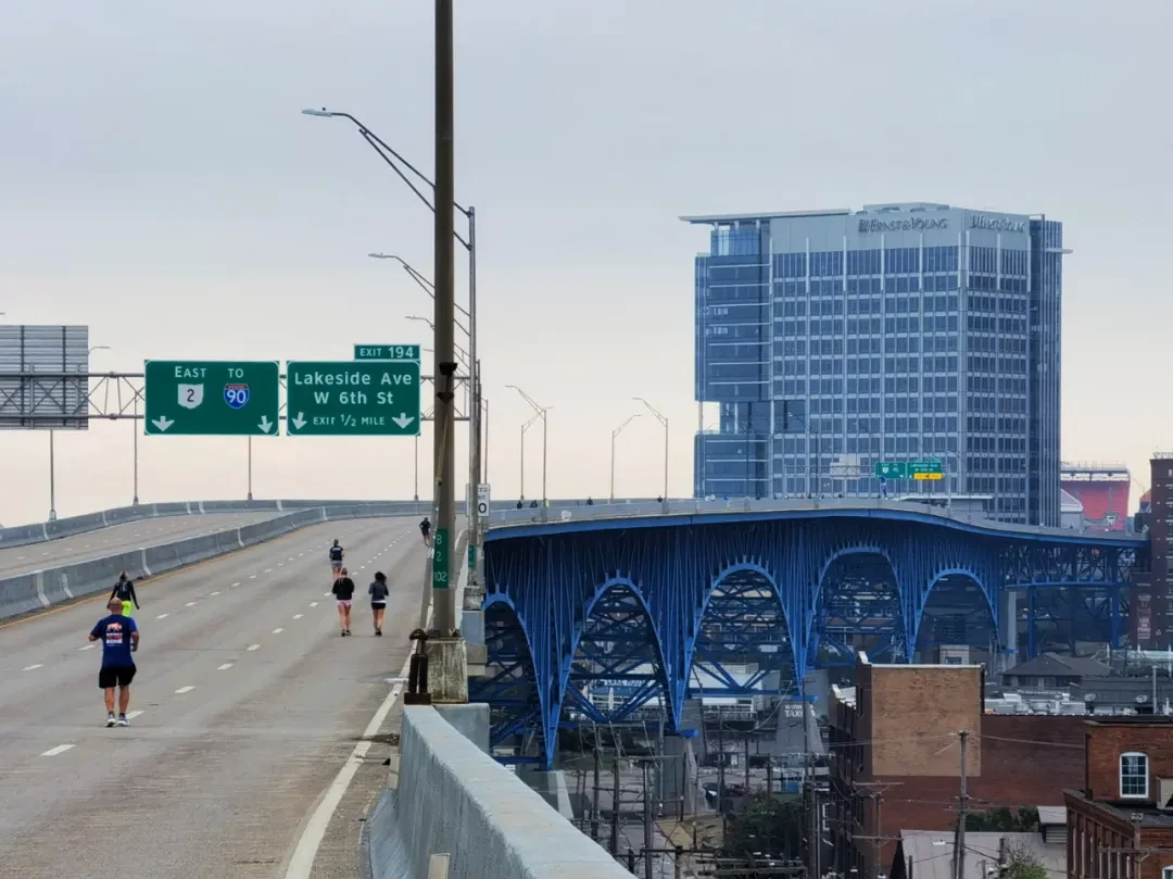 Cleveland Marathon photo 049