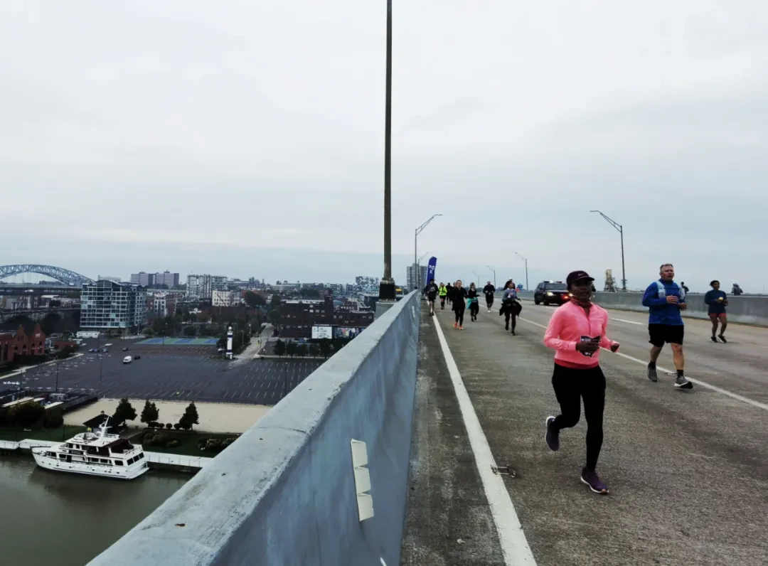 Cleveland Marathon photo 054