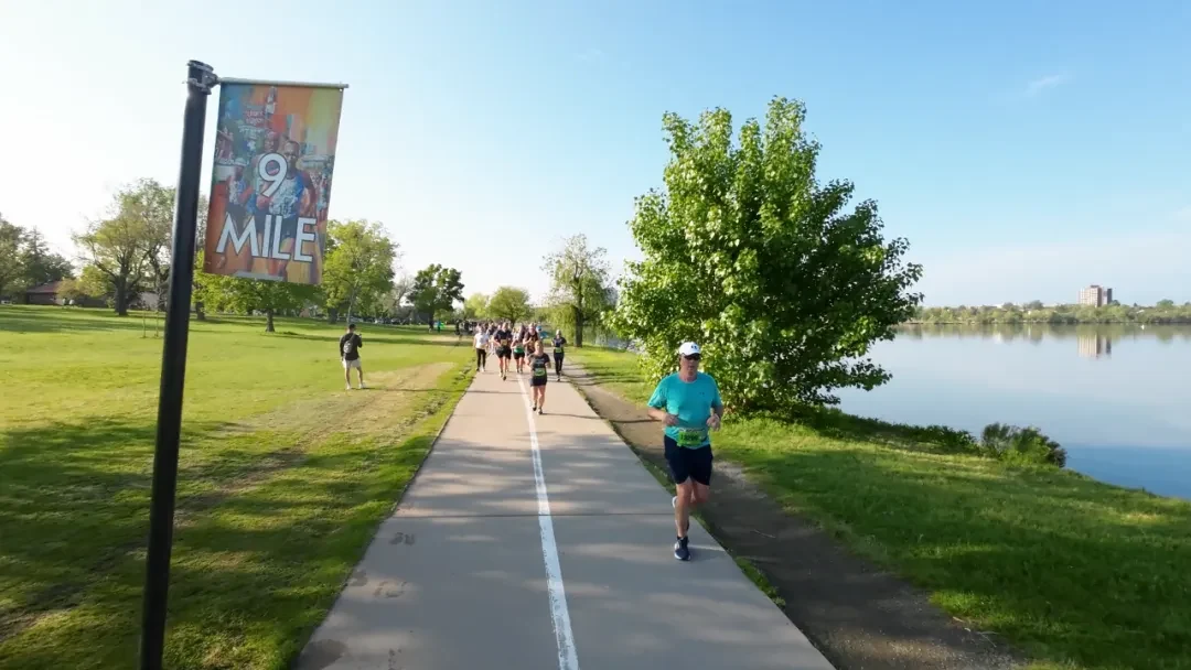 Denver marathon photo 080