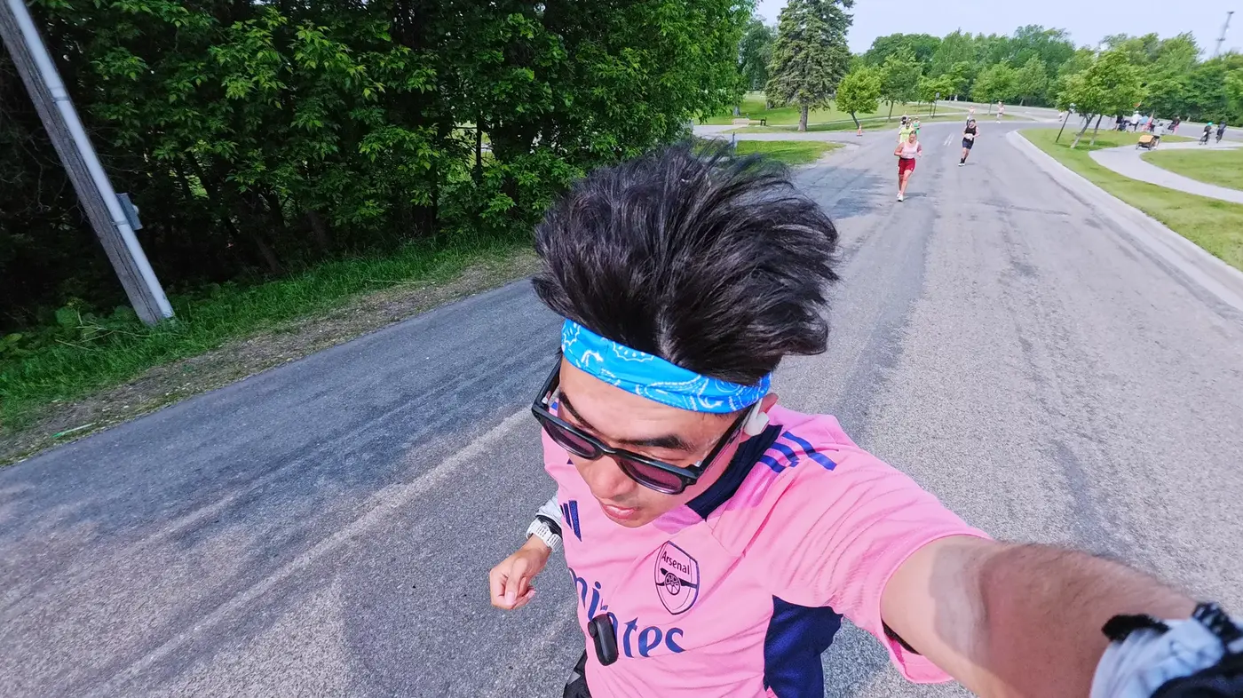 Hot-road selfie in the second half