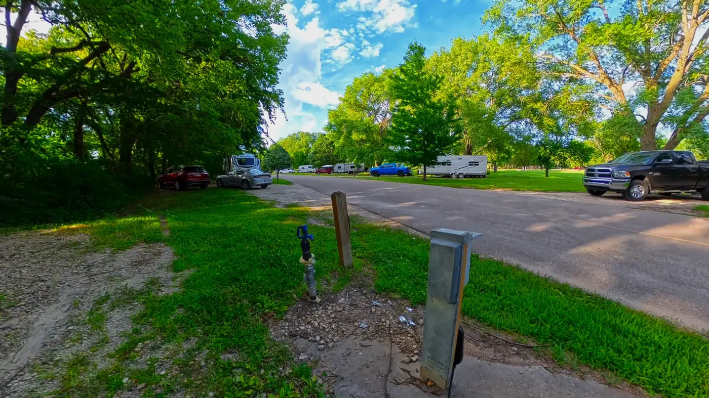 Shaded park trail in El Dorado