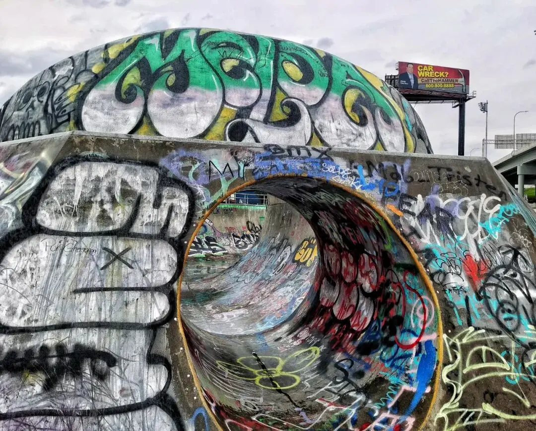 Start-line graffiti by Arsenan