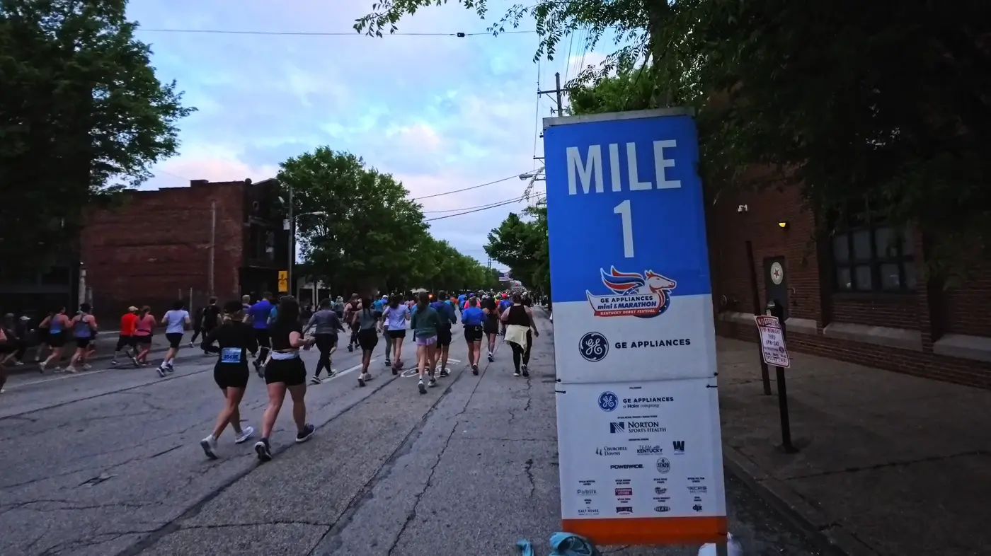 Mile 1 marker on a wet Louisville morning