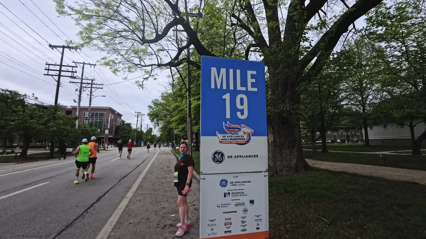 Mile 19 marker on the urban stretch