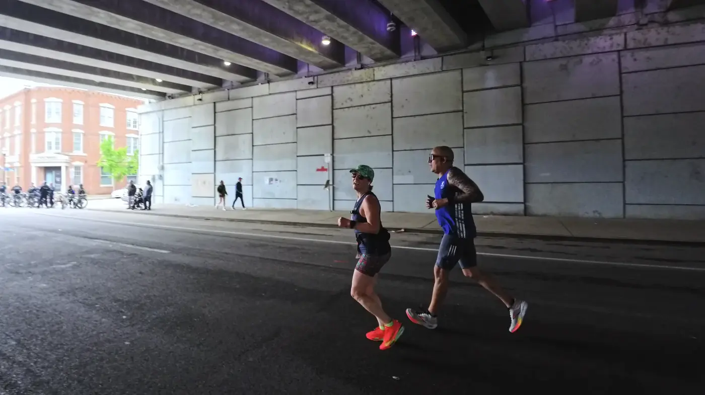 Underpass shade in the closing miles