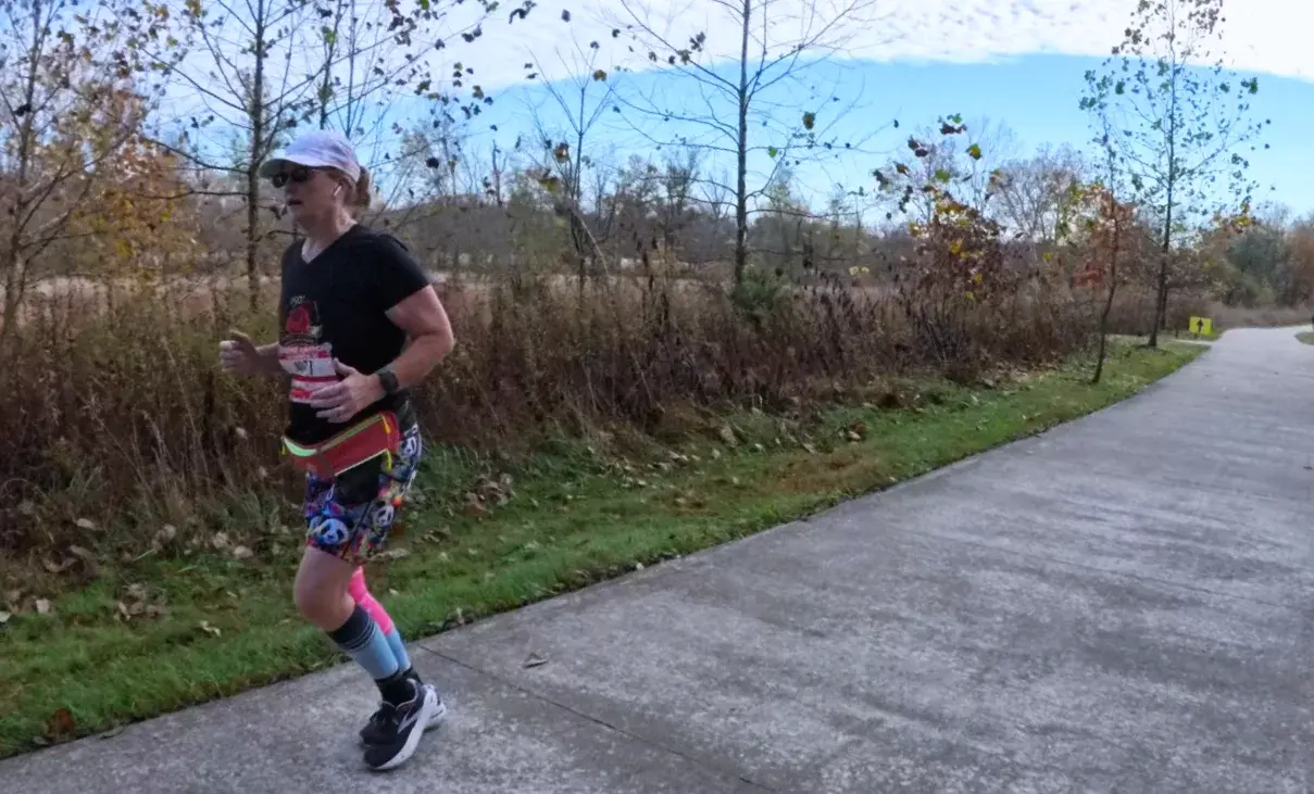 runner moving alone