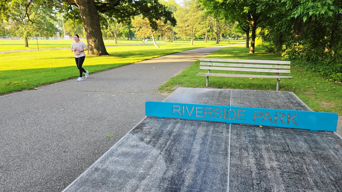Riverside Park bench
