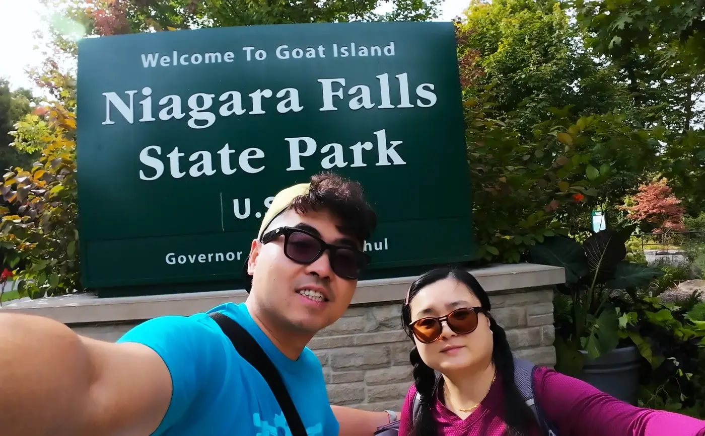 Niagara Falls State Park sign