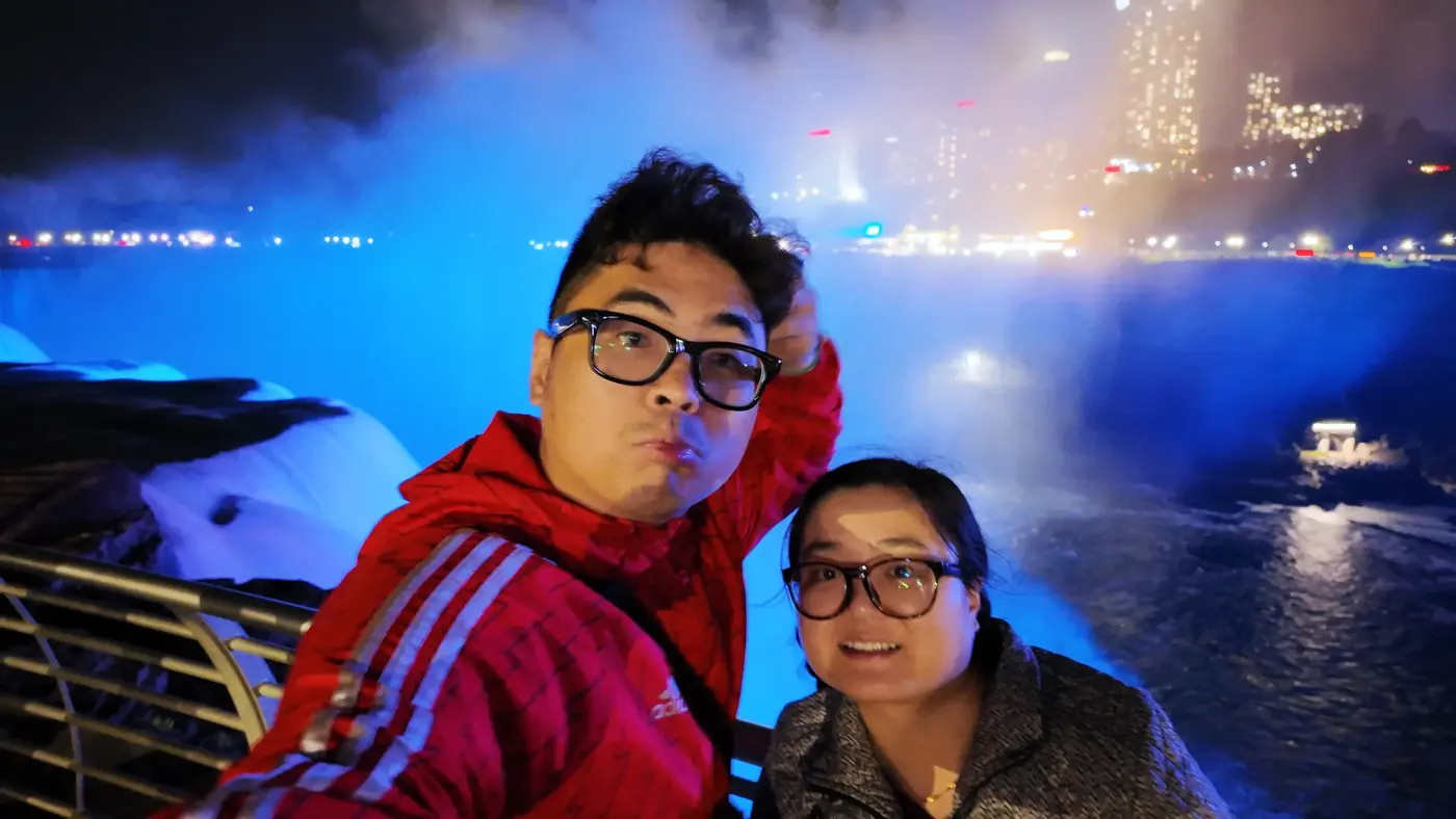 Night view at Niagara Falls