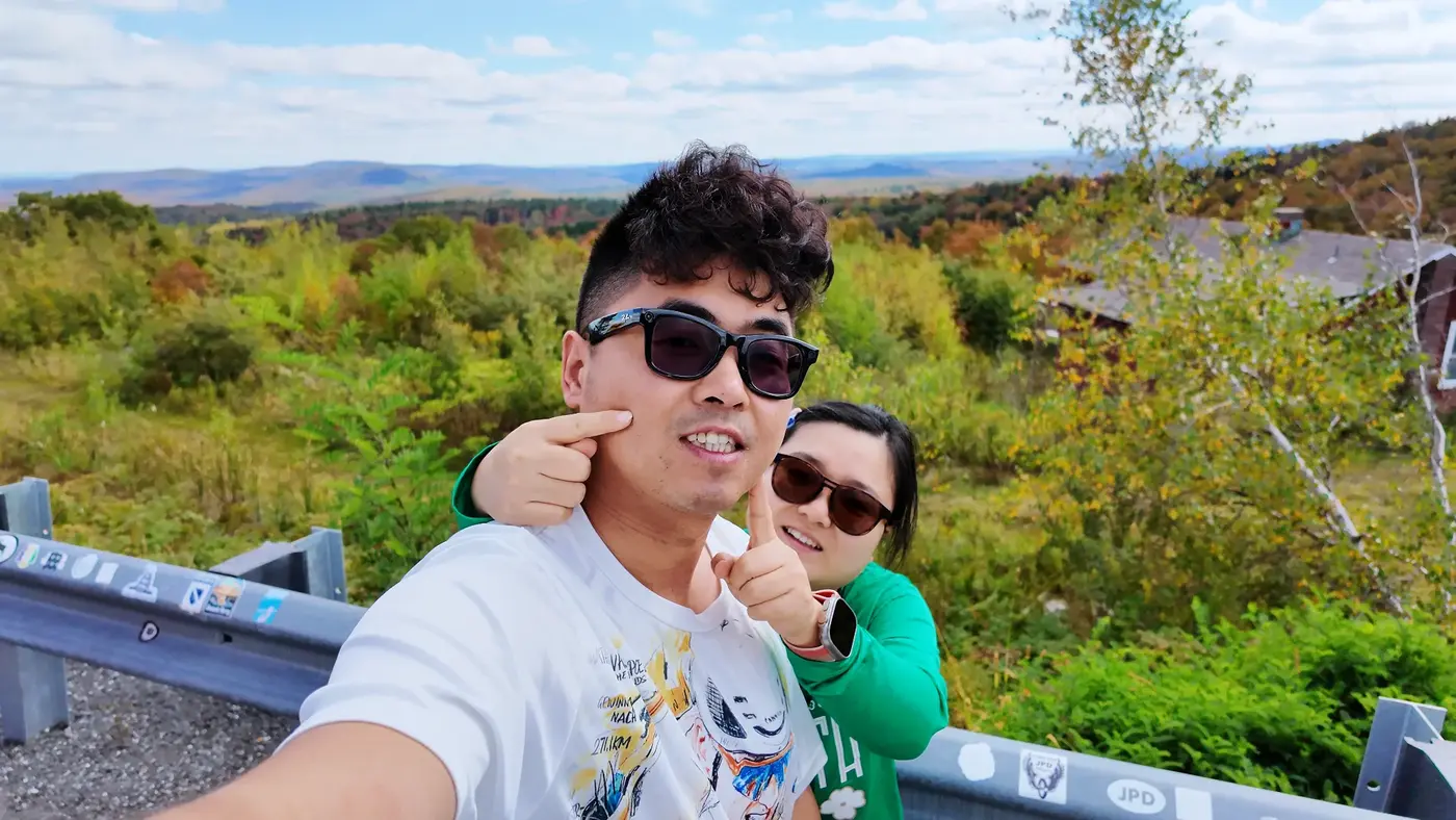 Roadside foliage stop in Vermont