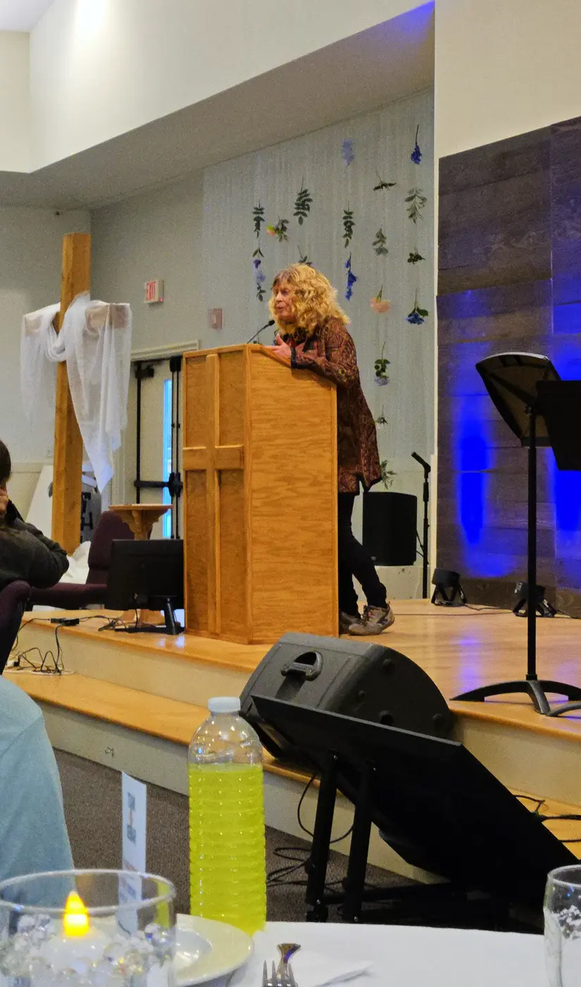 Kathrine Switzer speaking at the pre-race