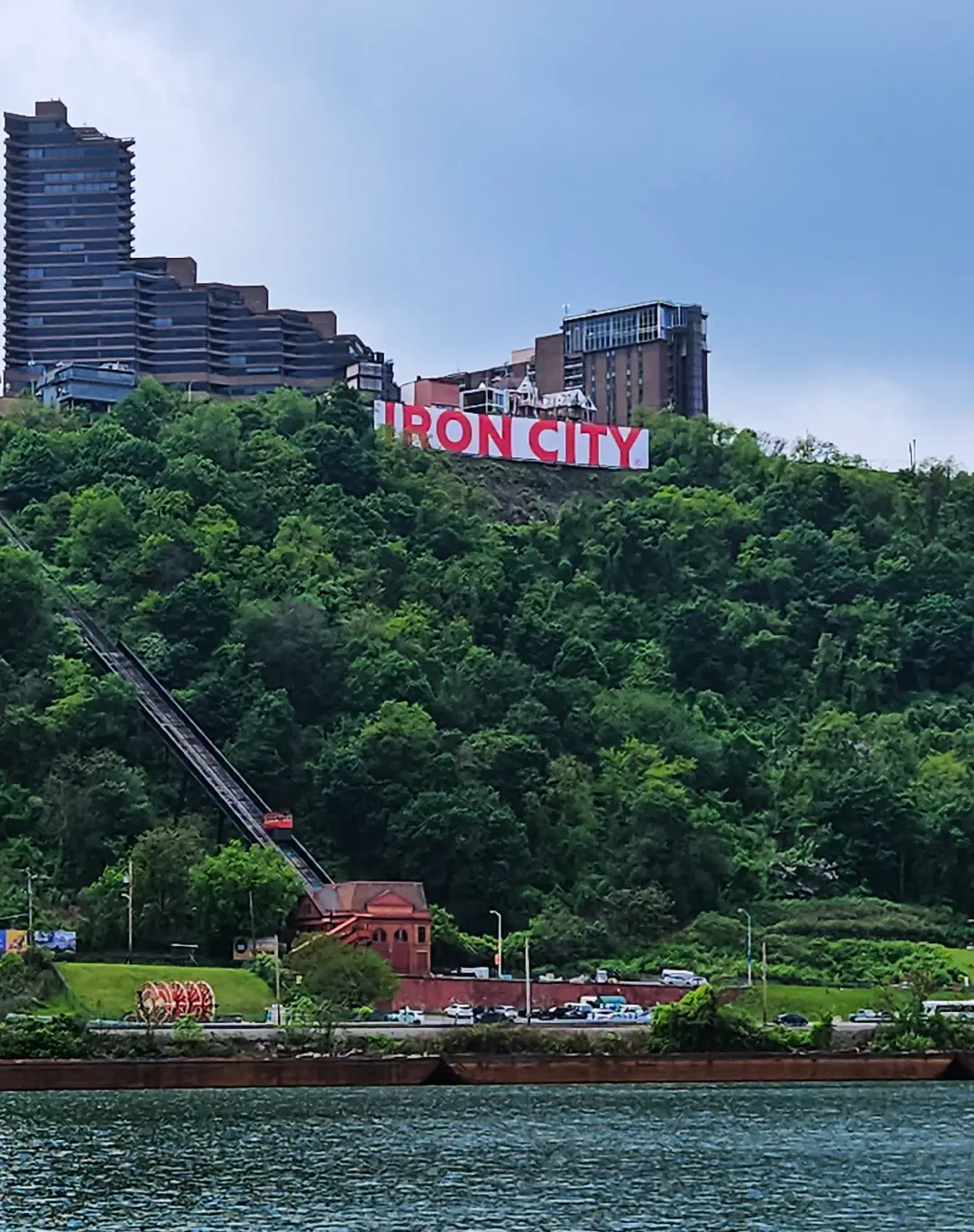 远眺 Monongahela 斜坡 @Arsenan