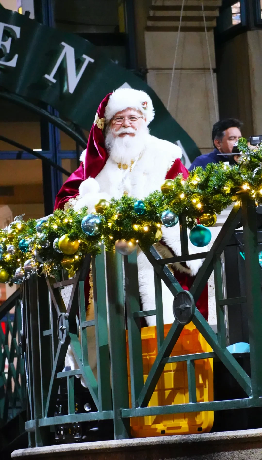 River Walk Santa @Arsenan