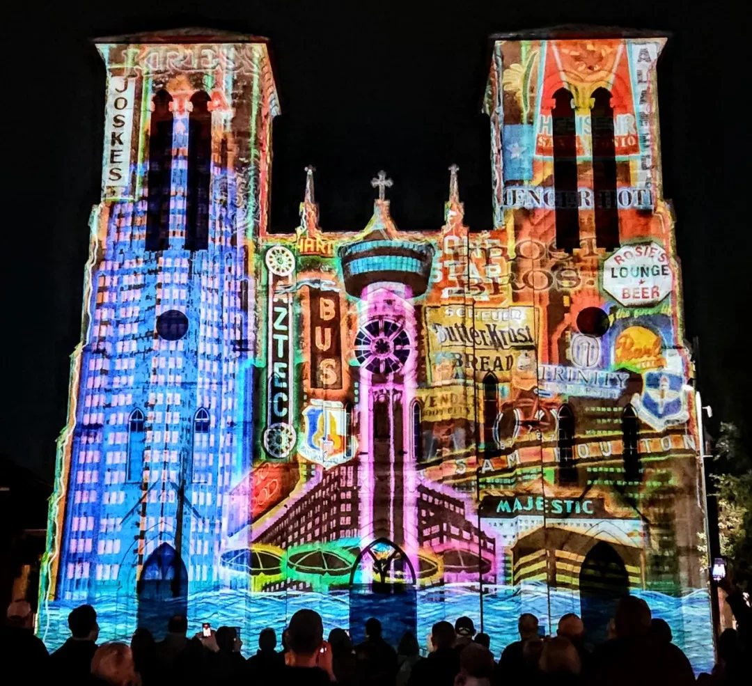 Light Show at the San Fernando Cathedral @Arsenan