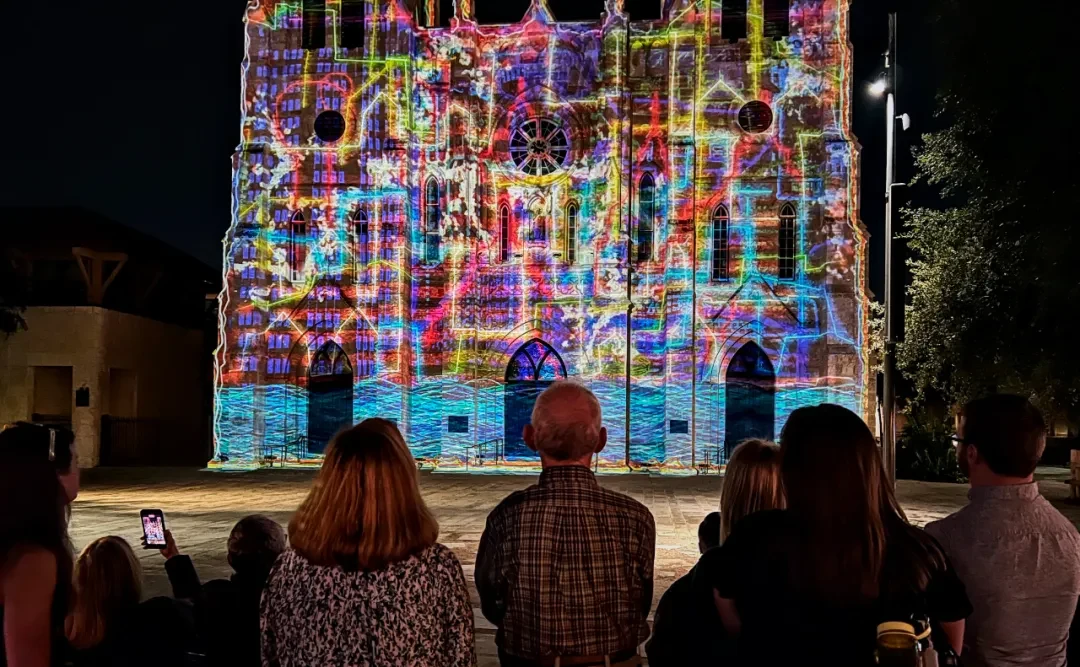Light Show at the San Fernando Cathedral @Arsenan