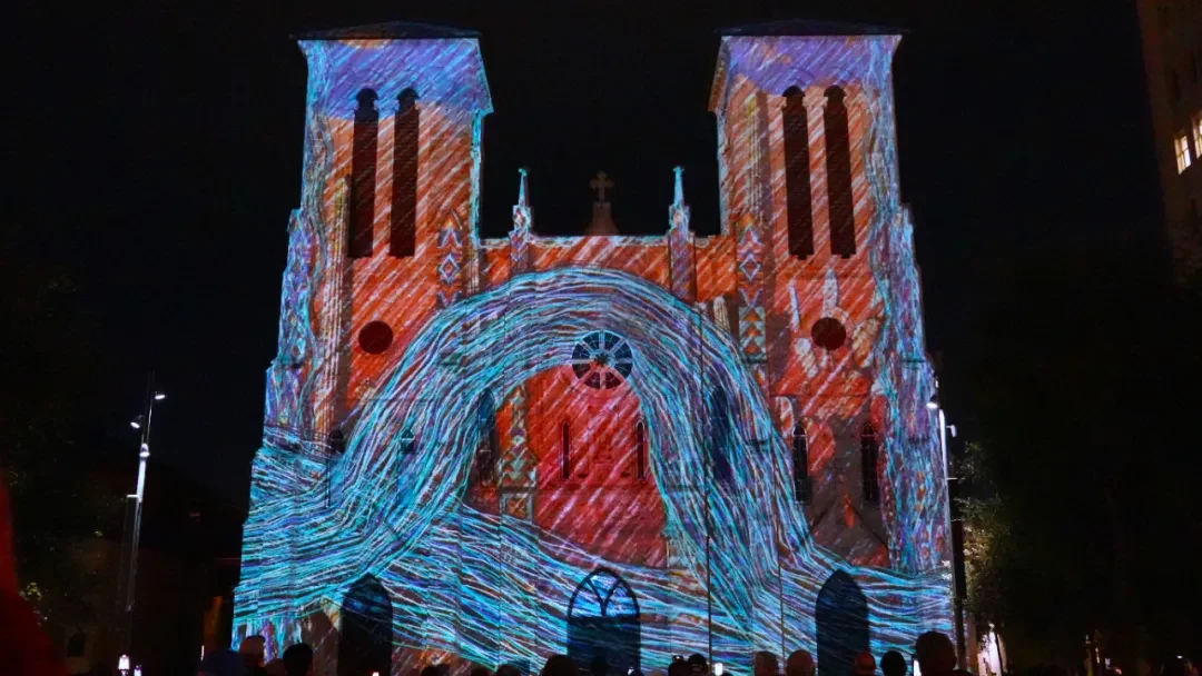 Light Show at the San Fernando Cathedral @Arsenan