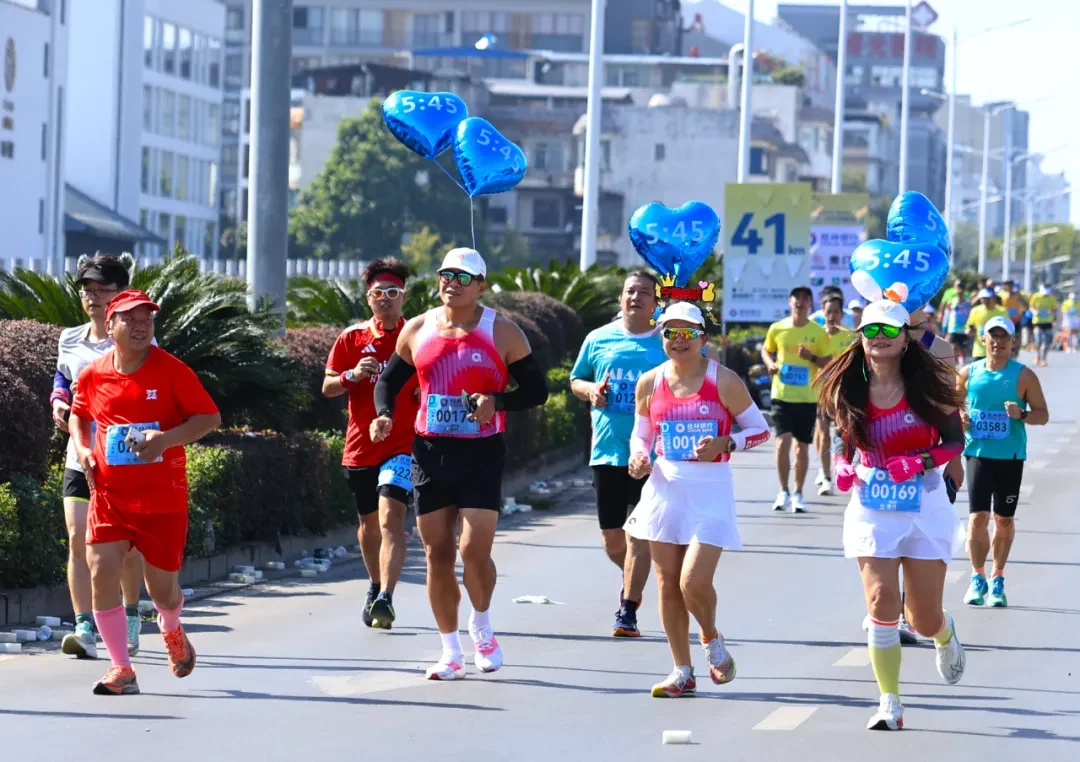 Guilin Marathon photo 74