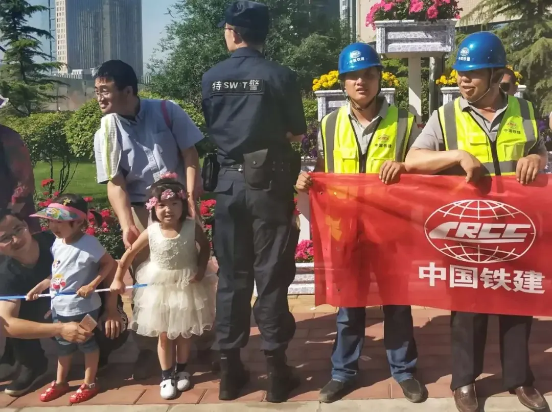 Lanzhou, Gansu story photo 90