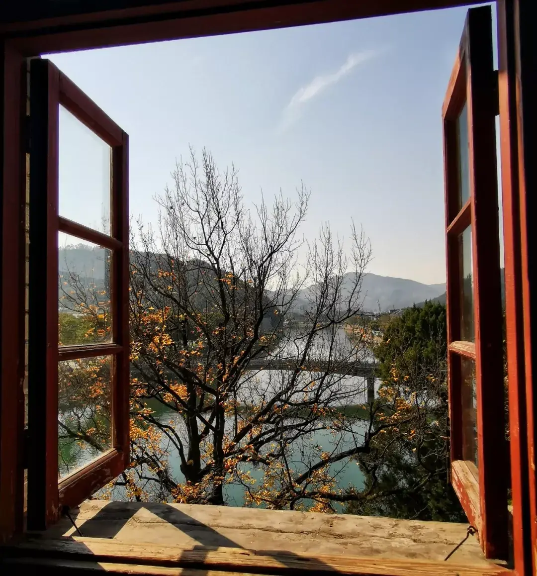 Inside Wenchang Pavilion by
