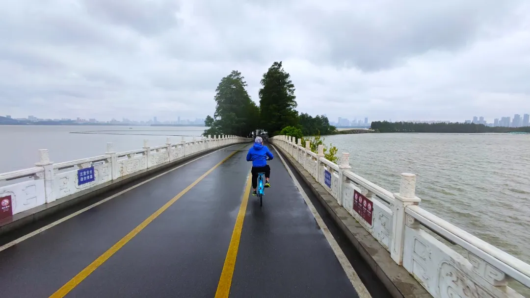 Xiangyang Marathon photo 16