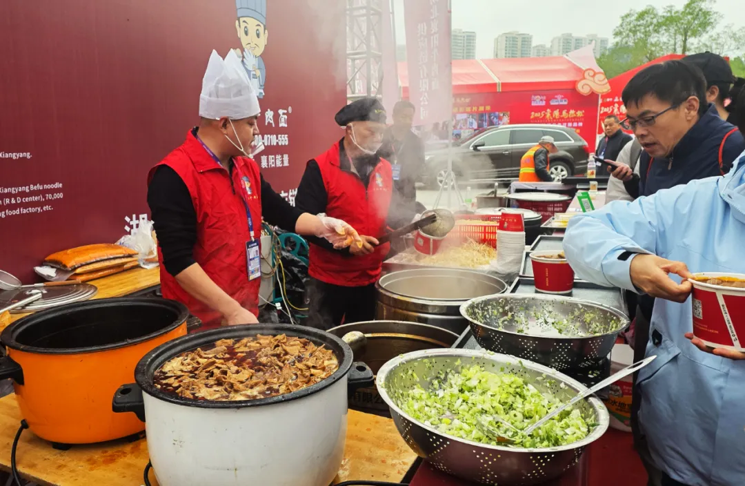 Xiangyang Marathon photo 48