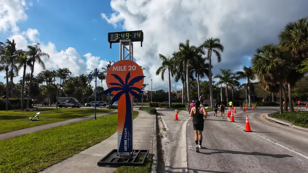 Miami Marathon photo 69